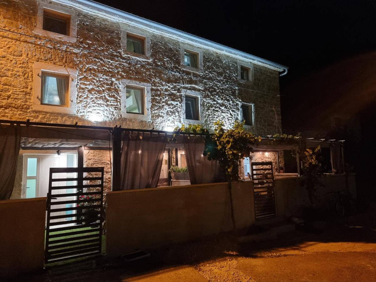 Vela & Vega Višnjan Exterior foto